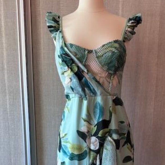 Pat Bo high-low gown - Picture 2 of 4